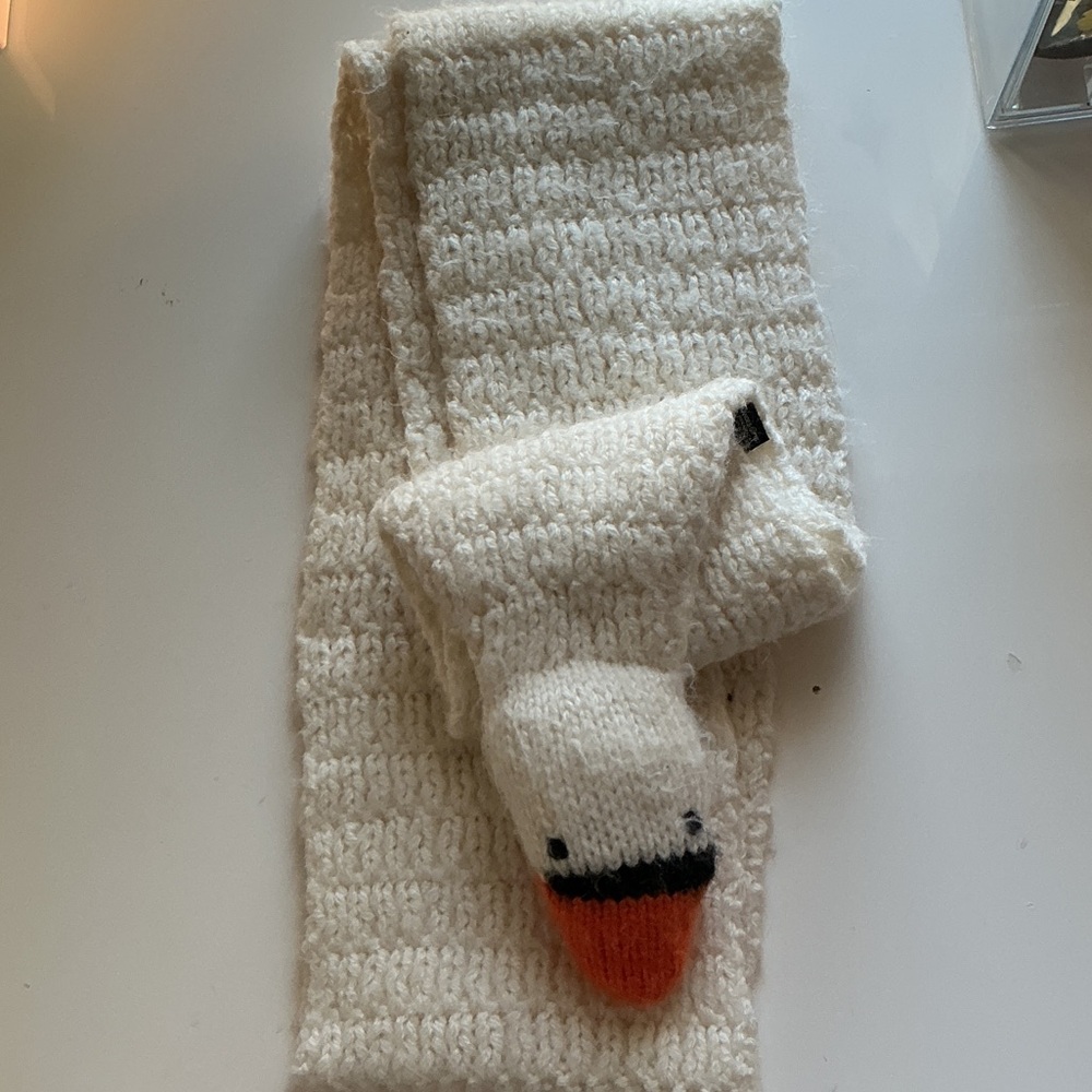 Cozy Cream Kids Scarf with Swan Design